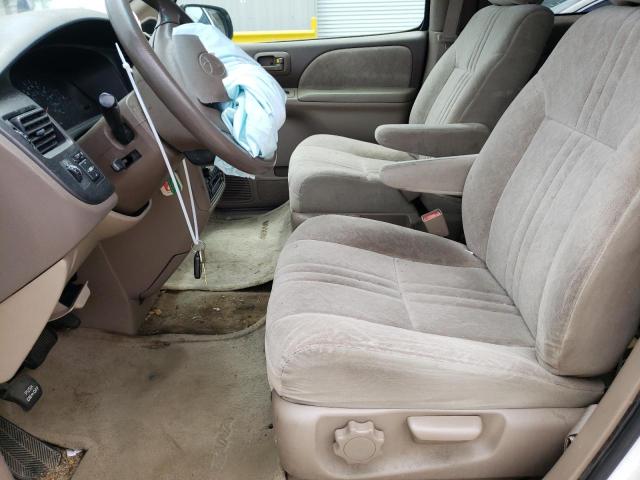 Photo 7 from auction – 2000 TOYOTA SIENNA LE with VIN 4T3ZF13C2YU236240