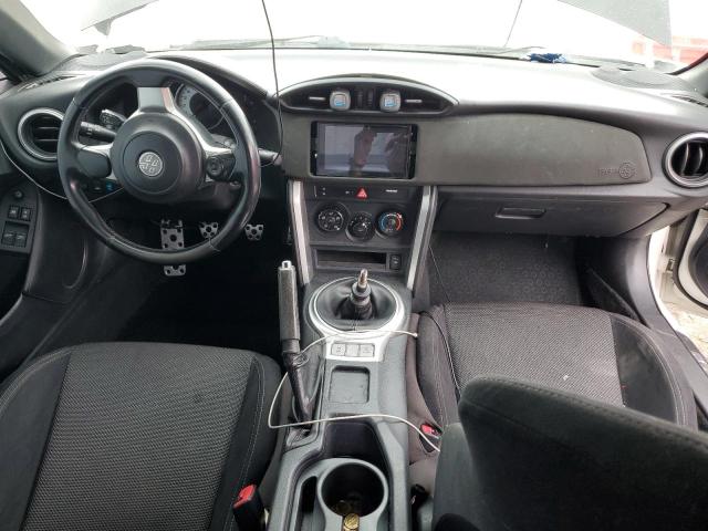 Photo 8 from auction – 2017 TOYOTA 86 BASE with VIN JF1ZNAA16H9702455