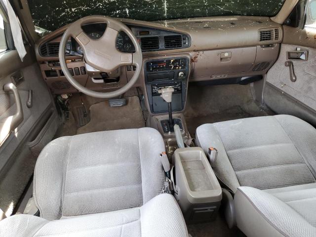 Photo 8 from auction – 1990 MAZDA 626 DX with VIN 1YVGD22B5L5260540