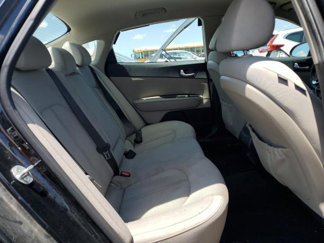 Photo 10 from auction – 2016 KIA OPTIMA LX with VIN 5XXGT4L38GG069787