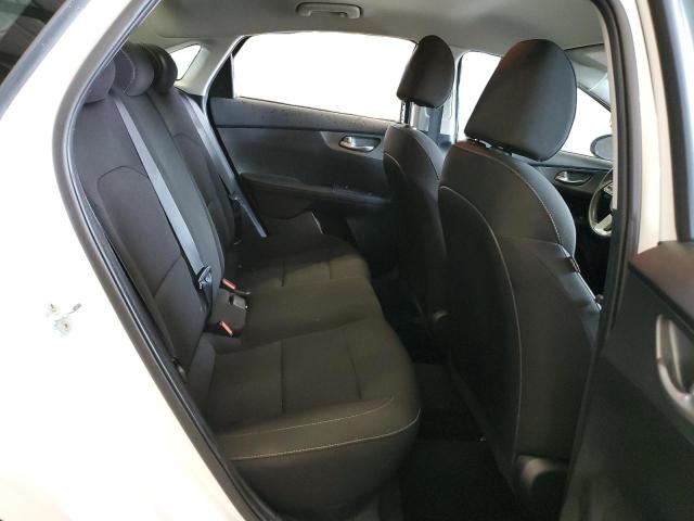 Photo 11 from auction – 2021 KIA FORTE FE with VIN 3KPF24AD0ME352361