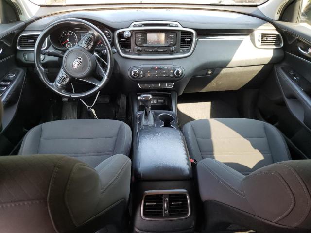Photo 8 from auction – 2016 KIA SORENTO LX with VIN 5XYPG4A39GG005115