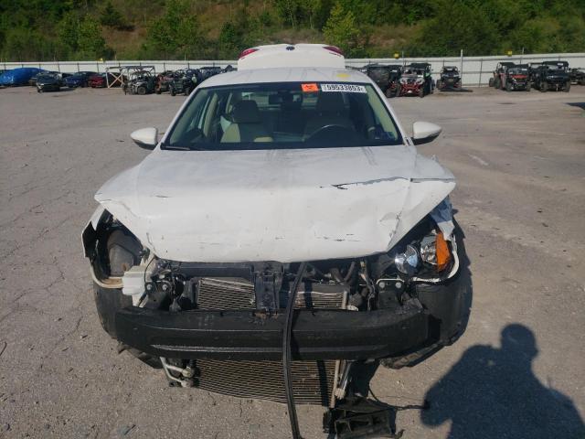 Photo 5 from auction – 2012 VOLKSWAGEN PASSAT SE with VIN 1VWBP7A32CC107573
