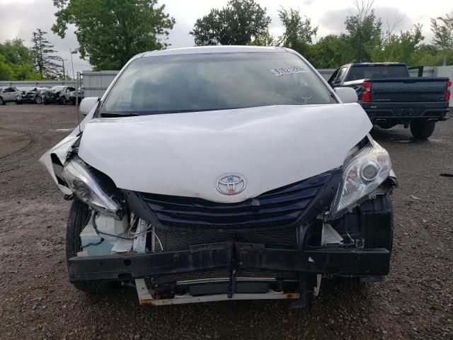 Photo 5 from auction – 2013 TOYOTA SIENNA LE with VIN 5TDKK3DC0DS359215