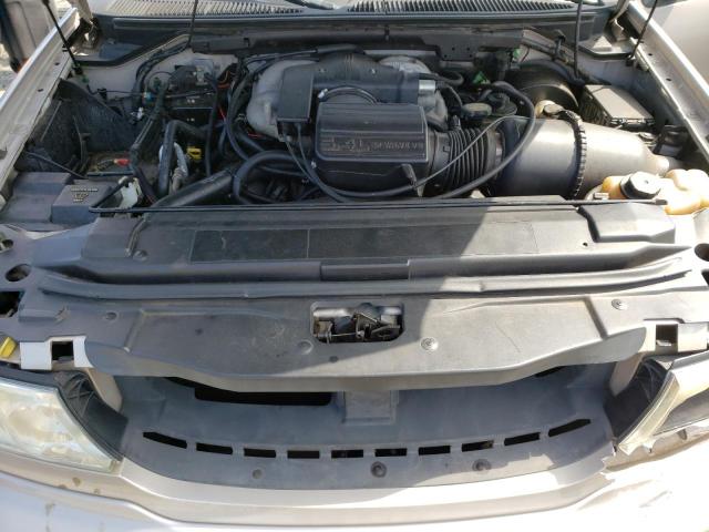 Photo 12 from auction – 2002 LINCOLN NAVIGATOR with VIN 5LMFU28R62LJ18674