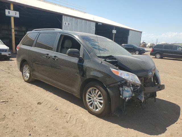 Photo 4 from auction – 2012 TOYOTA SIENNA XLE with VIN 5TDYK3DC6CS278969