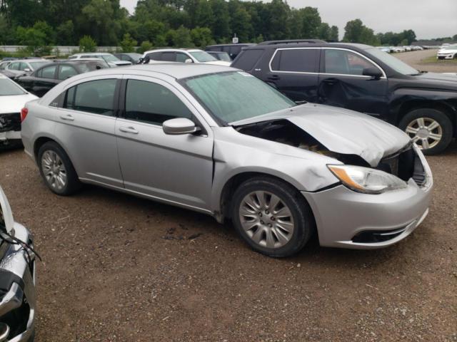 Photo 4 from auction – 2012 CHRYSLER 200 LX with VIN 1C3CCBAB6CN202658