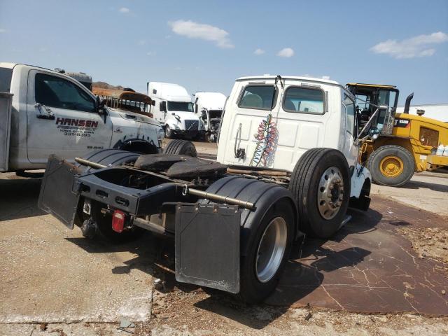 Photo 4 from auction – 2007 STERLING TRUCK ACTERRA with VIN 2FWBCHDJX7AY64943