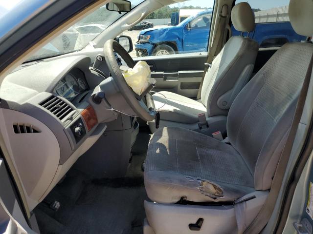 Photo 7 from auction – 2008 CHRYSLER TOWN & COU with VIN 2A8HR44H18R628367