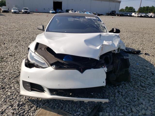 Photo 5 from auction – 2016 TESLA MODEL S with VIN 5YJSA1E18GF159762