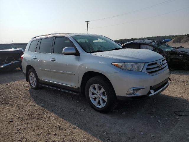 Photo 4 from auction – 2011 TOYOTA HIGHLANDER with VIN 5TDBK3EH3BS066612