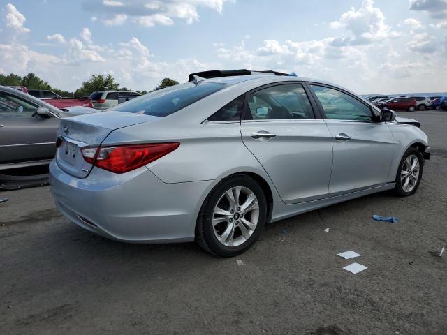 Photo 3 from auction – 2013 HYUNDAI SONATA SE with VIN 5NPEC4AC0DH686207