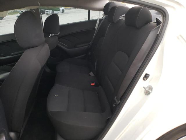 Photo 10 from auction – 2018 KIA FORTE LX with VIN 3KPFK4A74JE189753