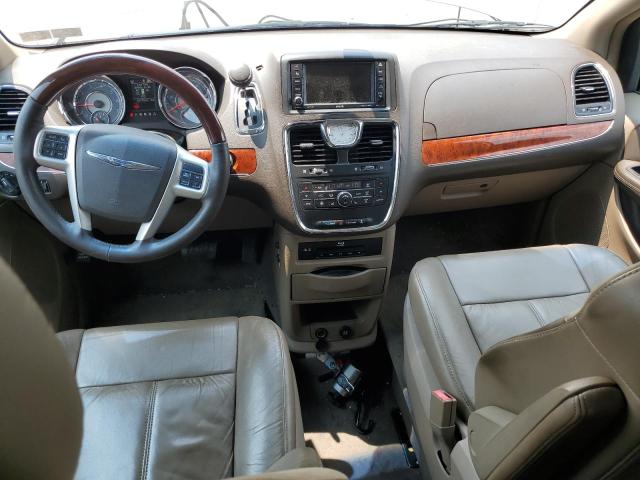 Photo 8 from auction – 2016 CHRYSLER TOWN & COU with VIN 2C4RC1GG6GR269899