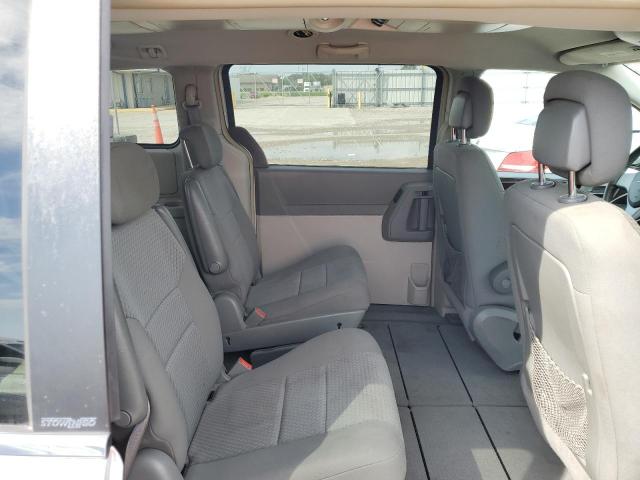 Photo 11 from auction – 2010 CHRYSLER TOWN & COU with VIN 2A4RR5D1XAR392662