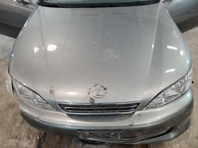 Photo 11 from auction – 2000 LEXUS ES 300 with VIN JT8BF28G3Y5093016