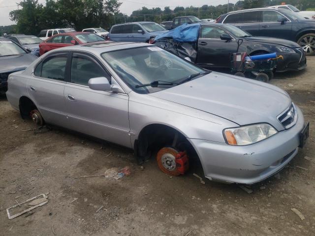 Photo 4 from auction – 2000 ACURA 3.2TL with VIN 19UUA5667YA020292