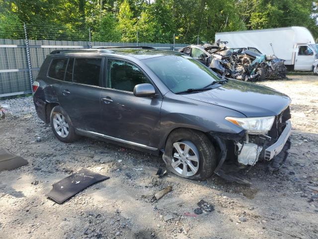 Photo 4 from auction – 2011 TOYOTA HIGHLANDER with VIN 5TDBK3EH1BS047721
