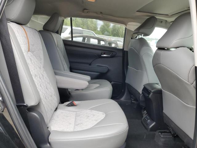 Photo 11 from auction – 2023 TOYOTA HIGHLANDER with VIN 5TDABRCH3PS572546