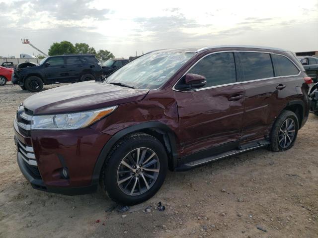 TOYOTA HIGHLANDER 2019 with VIN 5TDKZRFH3KS300454 - Photo from auction