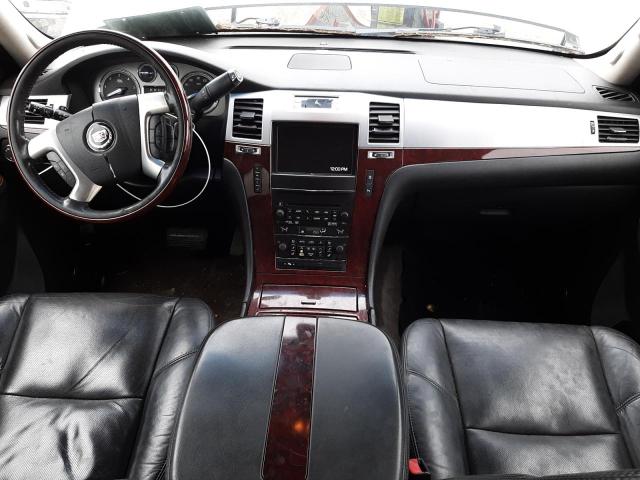 Photo 8 from auction – 2011 CADILLAC ESCALADE L with VIN 1GYS4BEF6BR138981