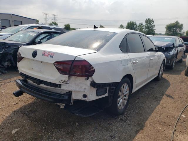 Photo 3 from auction – 2015 VOLKSWAGEN PASSAT S with VIN 1VWAT7A3XFC037655