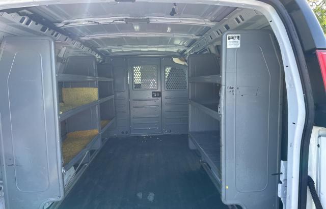 Photo 6 from auction – 2012 CHEVROLET EXPRESS G2 with VIN 1GCWGFCA9C1104272
