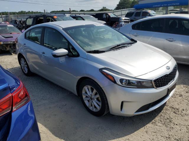 Photo 4 from auction – 2017 KIA FORTE LX with VIN 3KPFL4A75HE017657