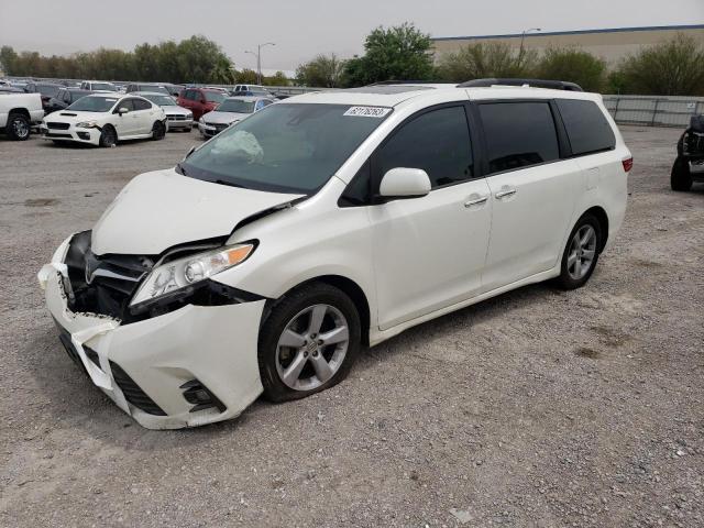 TOYOTA SIENNA XLE 2018 with VIN 5TDYZ3DC5JS916962 - Photo from auction