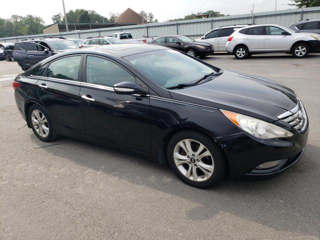 Photo 4 from auction – 2011 HYUNDAI SONATA with VIN 5NPEC4AC6BH239667