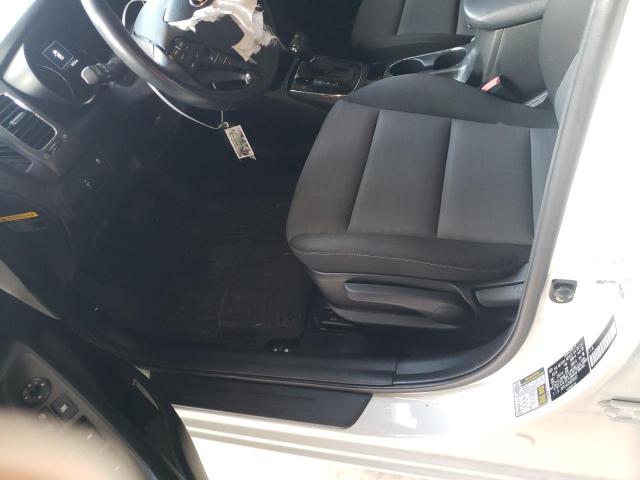 Photo 7 from auction – 2017 KIA FORTE LX with VIN 3KPFL4A75HE058337