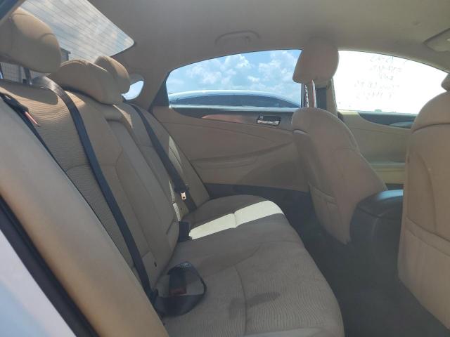 Photo 10 from auction – 2015 HYUNDAI SONATA HYB with VIN KMHEC4A44FA138855