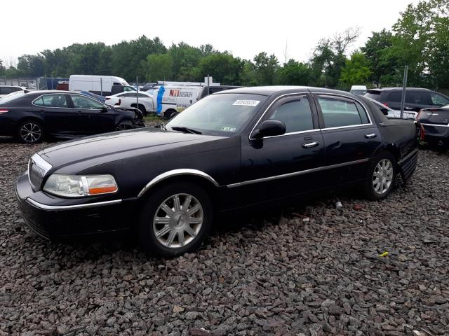 LINCOLN TOWN CAR 2011 with VIN 2LNBL8CV7BX753305 - Photo from auction