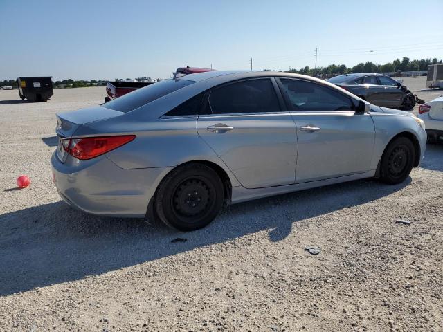 Photo 3 from auction – 2013 HYUNDAI SONATA GLS with VIN 5NPEB4AC8DH568456