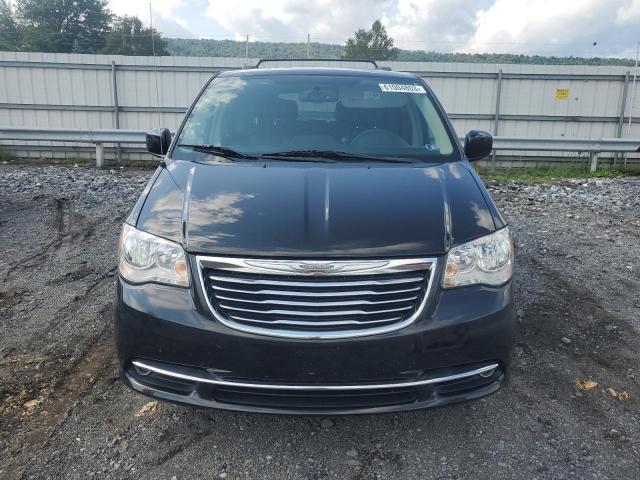 Photo 5 from auction – 2016 CHRYSLER TOWN & COU with VIN 2C4RC1BG4GR260335