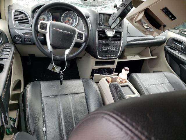 Photo 8 from auction – 2015 CHRYSLER TOWN & COU with VIN 2C4RC1BG3FR696351
