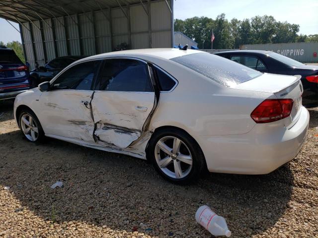 Photo 2 from auction – 2015 VOLKSWAGEN PASSAT S with VIN 1VWAS7A37FC106594