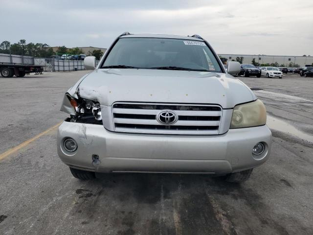 Photo 5 from auction – 2004 TOYOTA HIGHLANDER with VIN JTEDP21A340029784