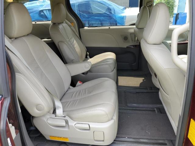 Photo 11 from auction – 2012 TOYOTA SIENNA XLE with VIN 5TDDK3DC5CS035586