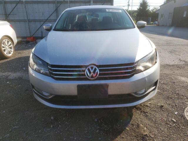 Photo 5 from auction – 2015 VOLKSWAGEN PASSAT S with VIN 1VWAT7A35FC115856