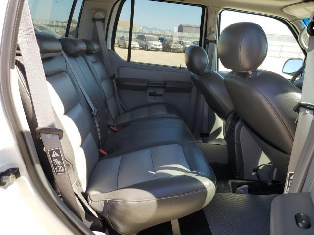 Photo 11 from auction – 2003 FORD EXPLORER S with VIN 1FMDU77E23UB48837