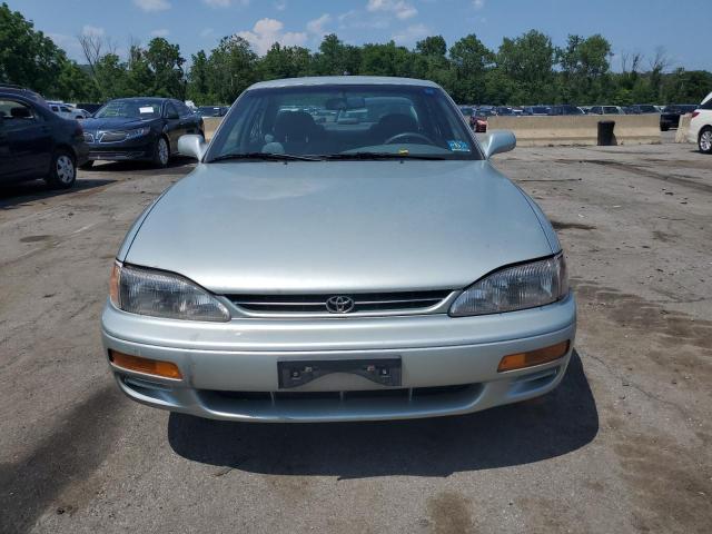 Photo 5 from auction – 1995 TOYOTA CAMRY LE with VIN 4T1SK12E2SU626822