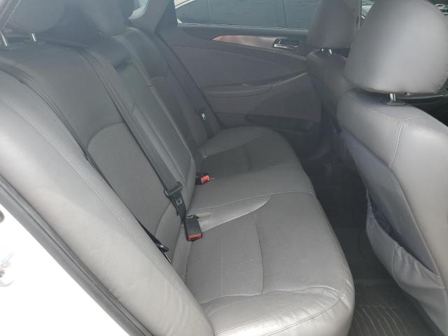 Photo 10 from auction – 2014 HYUNDAI SONATA HYB with VIN KMHEC4A46EA104124