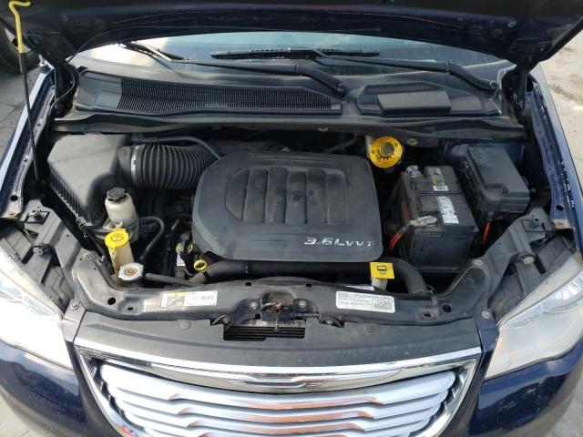 Photo 12 from auction – 2016 CHRYSLER TOWN & COU with VIN 2C4RC1BG8GR127609