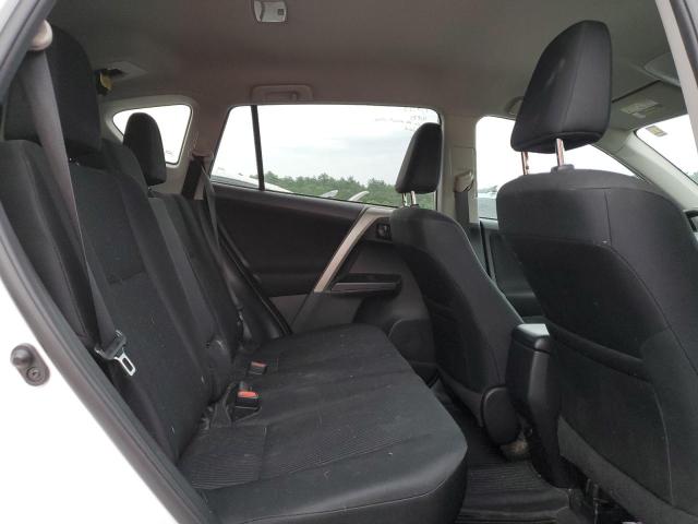 Photo 11 from auction – 2018 TOYOTA RAV4 LE with VIN 2T3BFREV3JW755706