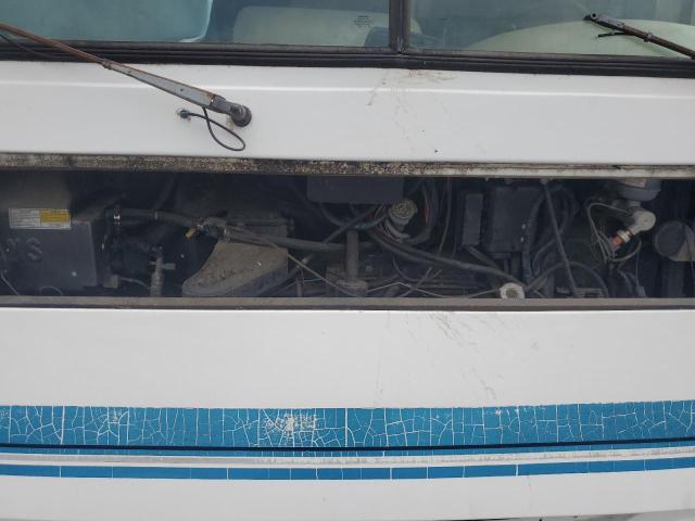 Photo 7 from auction – 1997 FORD MOTORHOME with VIN 3FCMF53G7VJA09094