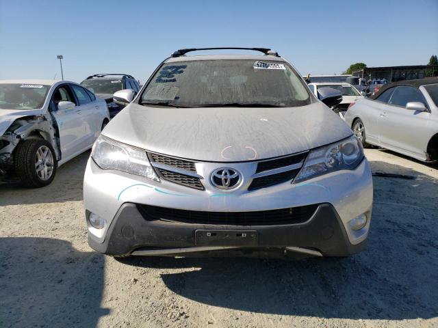 Photo 5 from auction – 2015 TOYOTA RAV4 XLE with VIN JTMWFREV9FD073032