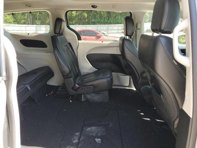 Photo 11 from auction – 2018 CHRYSLER PACIFICA L with VIN 2C4RC1GG2JR268952