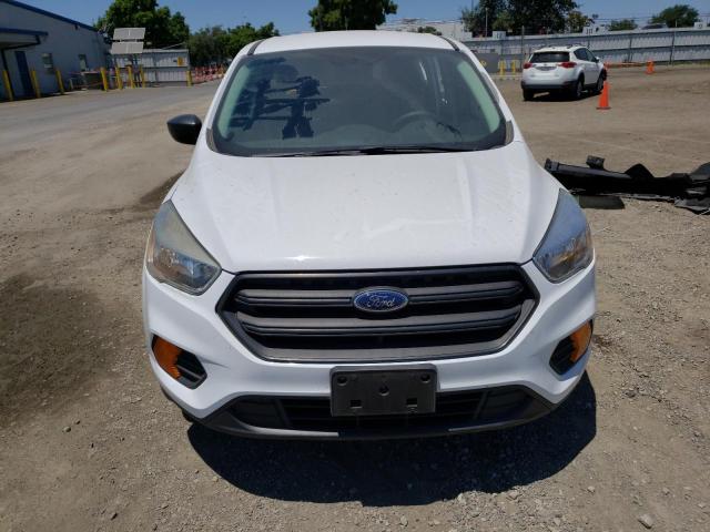 Photo 5 from auction – 2017 FORD ESCAPE S with VIN 1FMCU0F70HUD54090