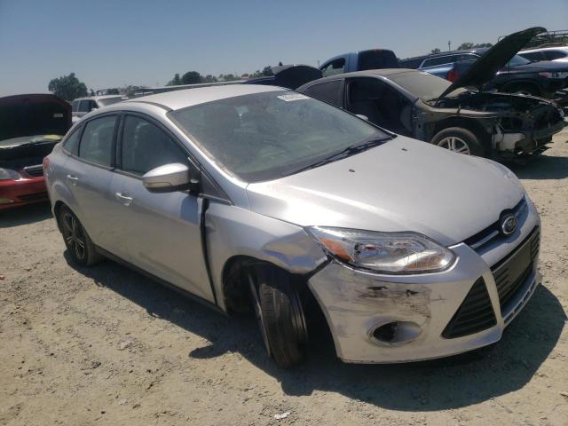 Photo 4 from auction – 2014 FORD FOCUS SE with VIN 1FADP3F27EL271575